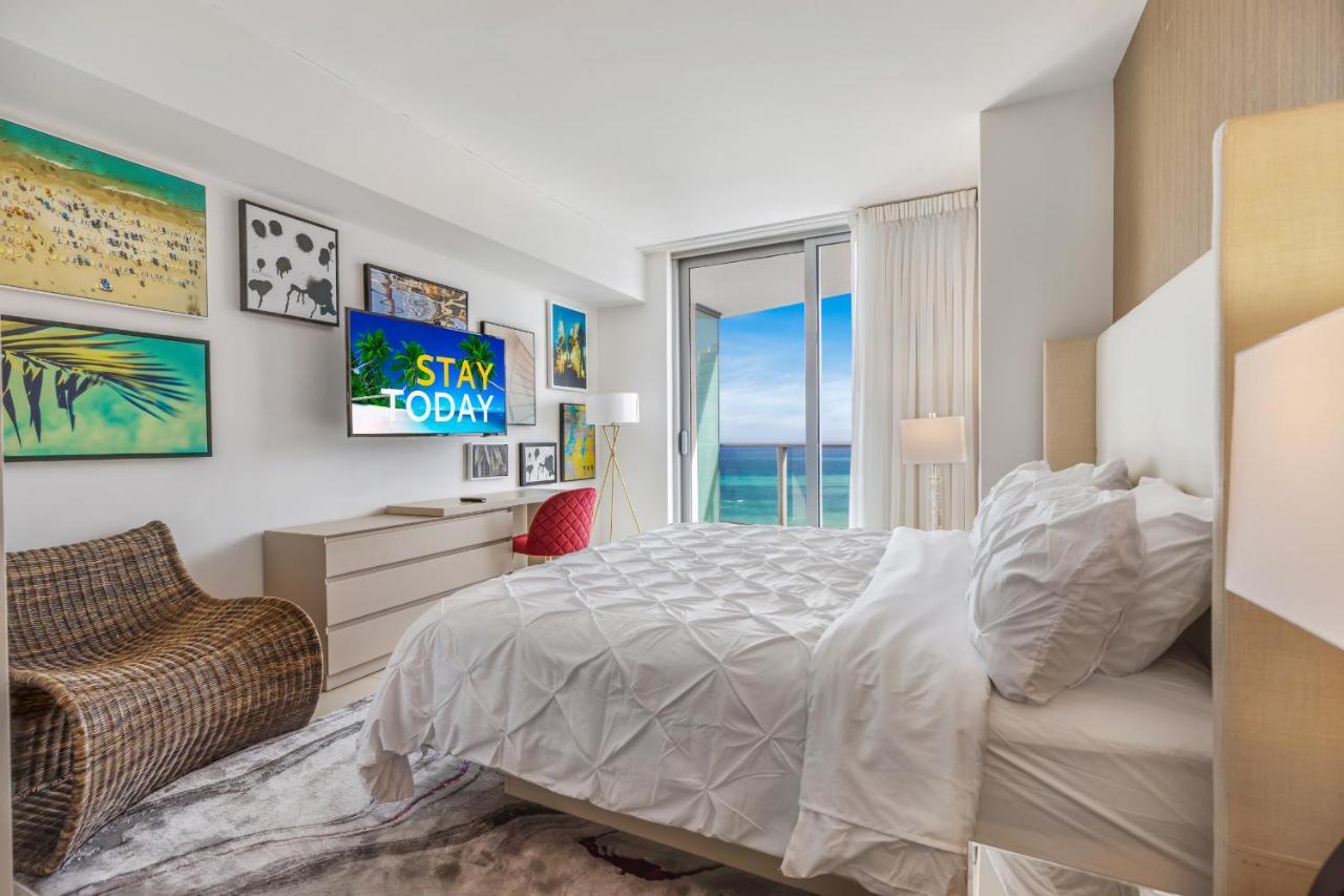 Seashore Resort - 2 Bedroom Right On The Beach Direct Ocean-View With Amenities On The Rooftop Hollywood Eksteriør billede