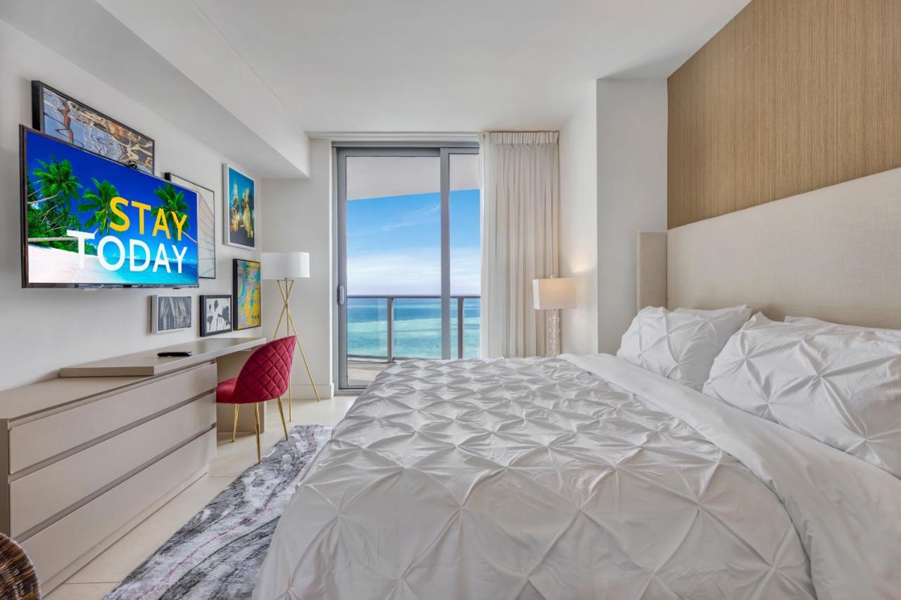 Seashore Resort - 2 Bedroom Right On The Beach Direct Ocean-View With Amenities On The Rooftop Hollywood Eksteriør billede